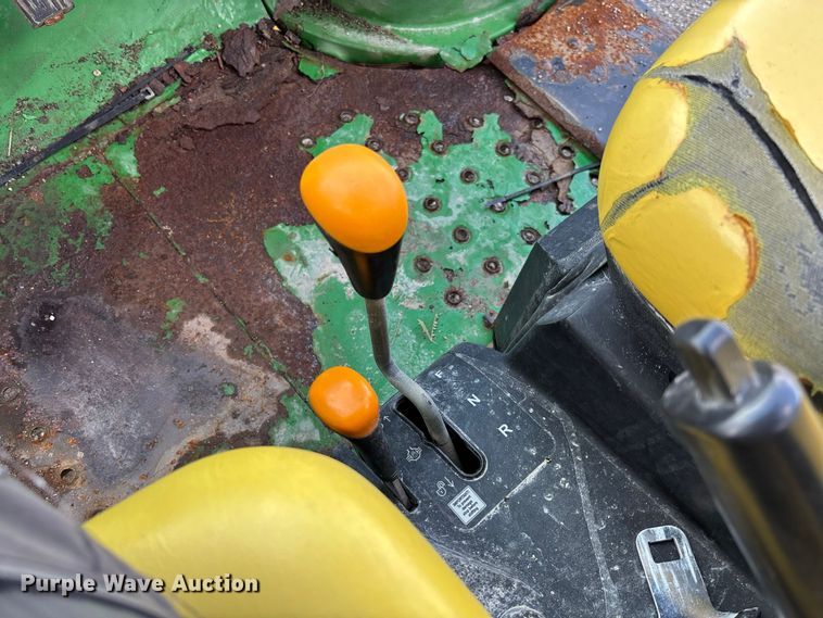 image for item DZ4667 2008 John Deere Gator utility vehicle