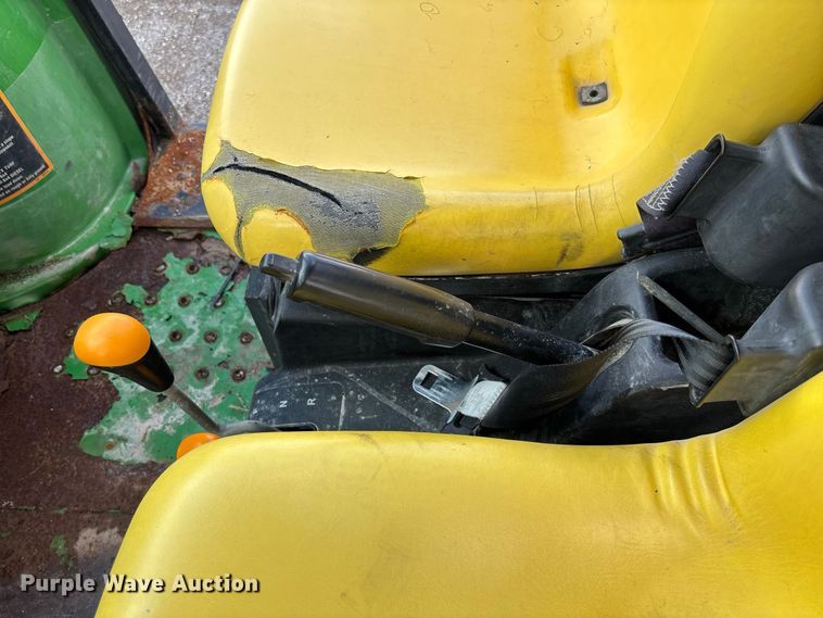 image for item DZ4667 2008 John Deere Gator utility vehicle
