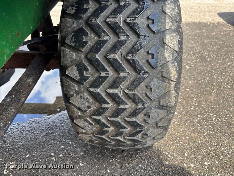 image for item DZ4667 2008 John Deere Gator utility vehicle