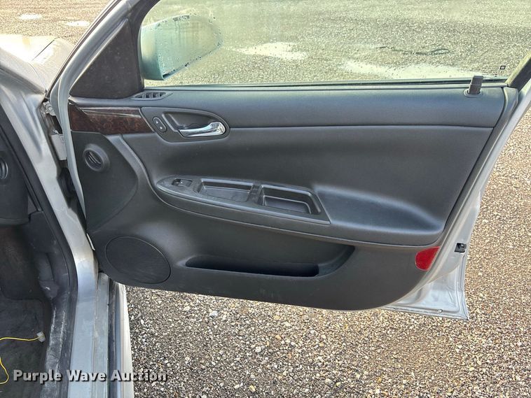 image for item DZ4668 2015 Chevrolet Impala Limited 
