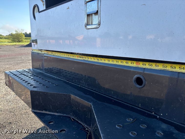 image for item DZ4671 2009 Dodge Ram 2500 Ext. Cab utility bed pickup truck