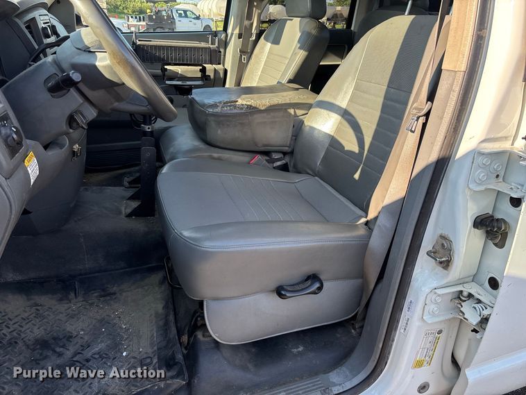 image for item DZ4671 2009 Dodge Ram 2500 Ext. Cab utility bed pickup truck