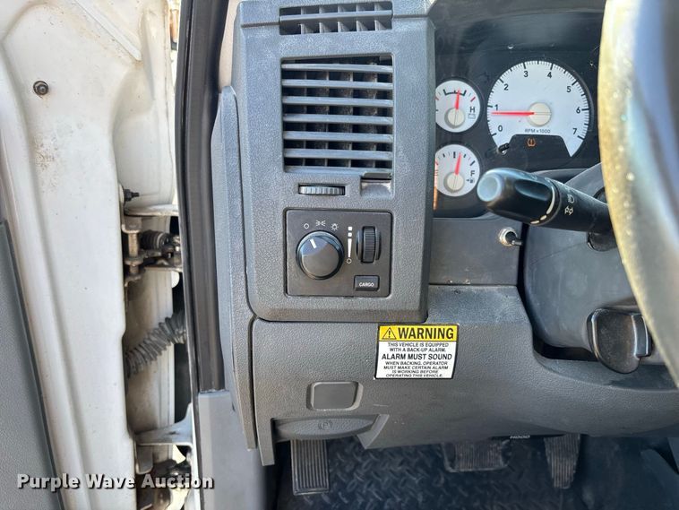 image for item DZ4671 2009 Dodge Ram 2500 Ext. Cab utility bed pickup truck