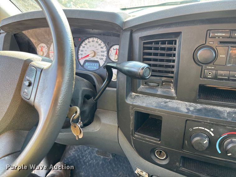 image for item DZ4671 2009 Dodge Ram 2500 Ext. Cab utility bed pickup truck