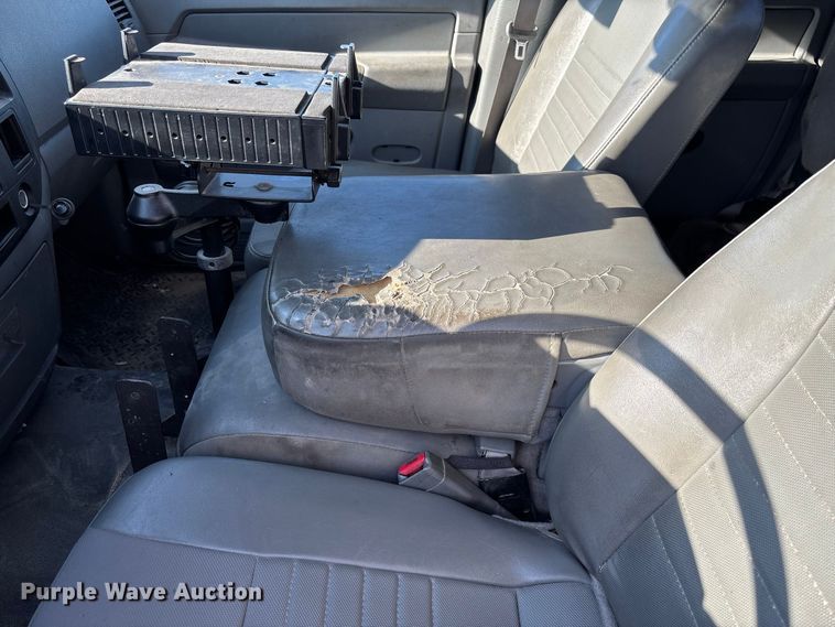 image for item DZ4671 2009 Dodge Ram 2500 Ext. Cab utility bed pickup truck