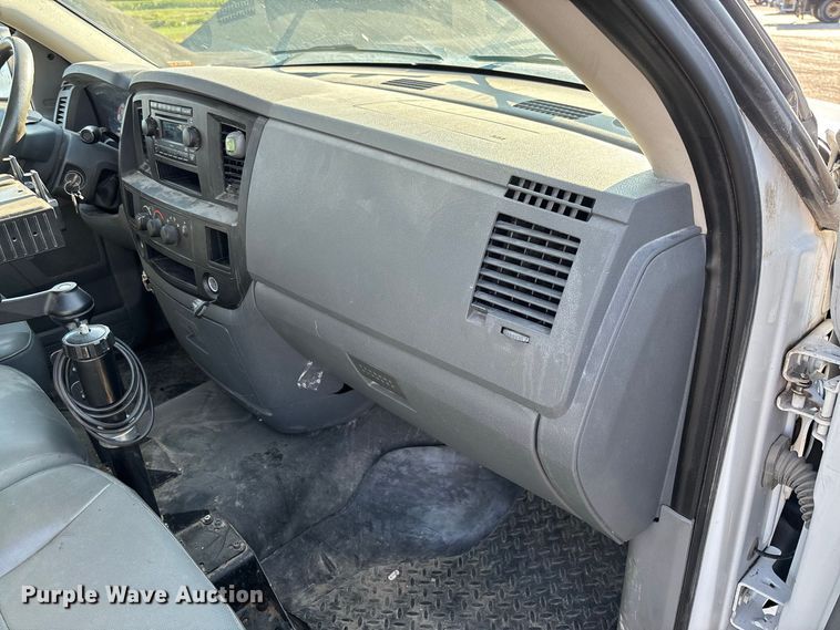 image for item DZ4671 2009 Dodge Ram 2500 Ext. Cab utility bed pickup truck