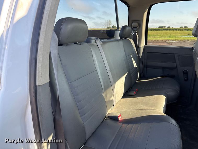 image for item DZ4671 2009 Dodge Ram 2500 Ext. Cab utility bed pickup truck