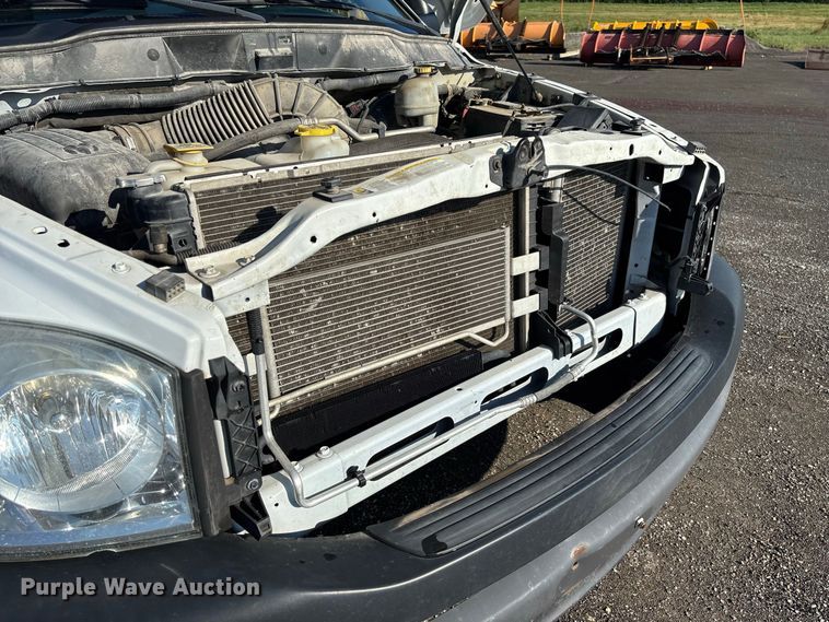 image for item DZ4671 2009 Dodge Ram 2500 Ext. Cab utility bed pickup truck