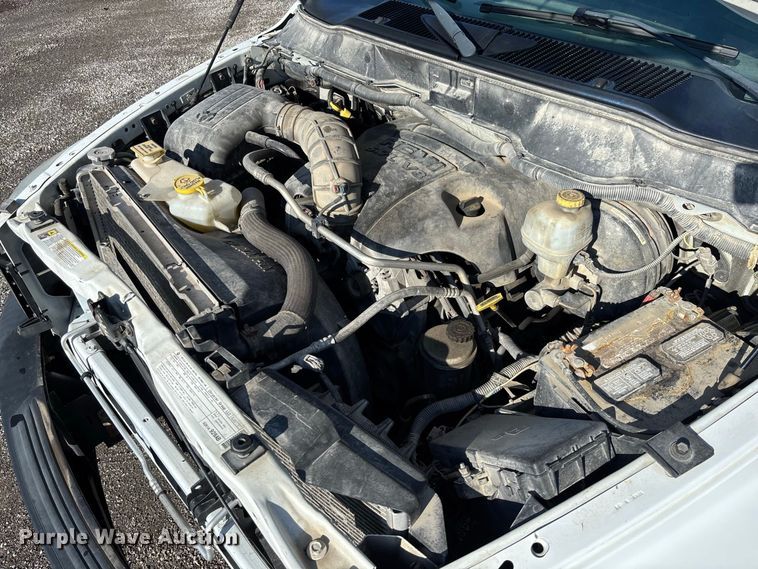 image for item DZ4671 2009 Dodge Ram 2500 Ext. Cab utility bed pickup truck