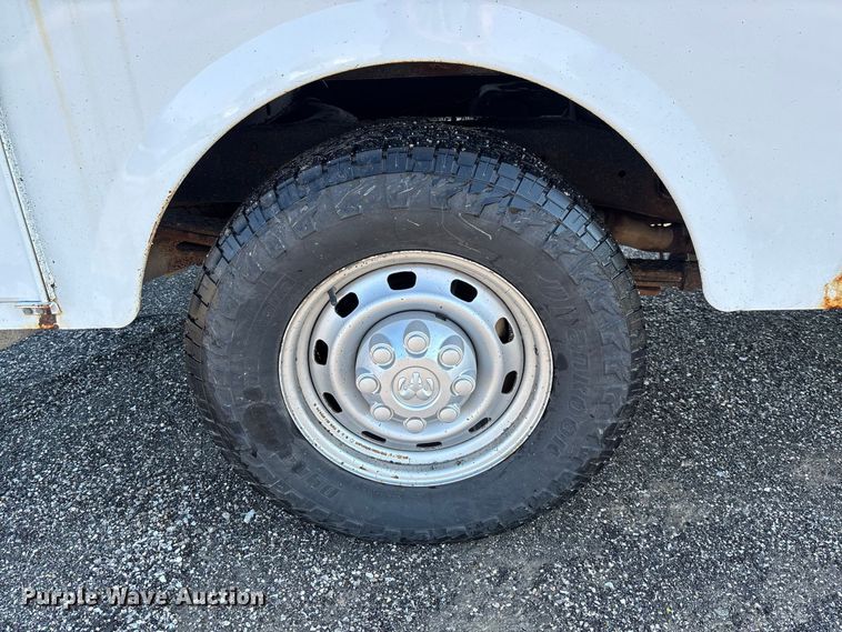 image for item DZ4671 2009 Dodge Ram 2500 Ext. Cab utility bed pickup truck