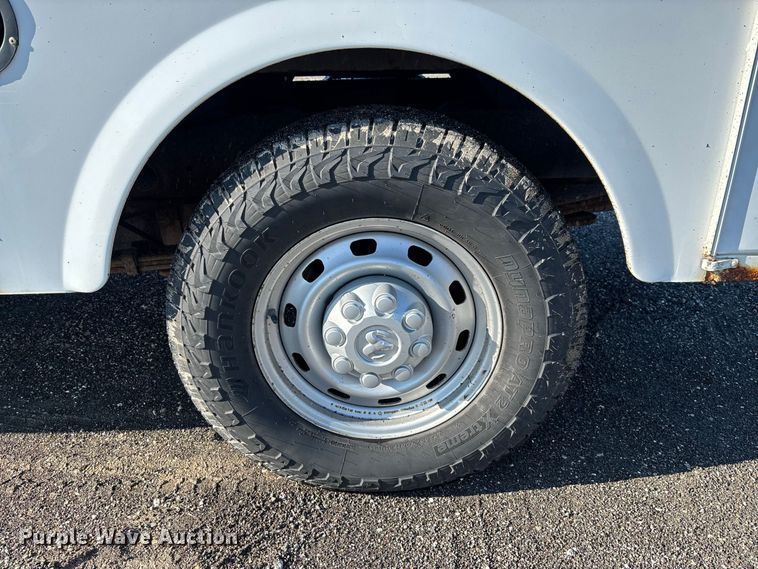 image for item DZ4671 2009 Dodge Ram 2500 Ext. Cab utility bed pickup truck