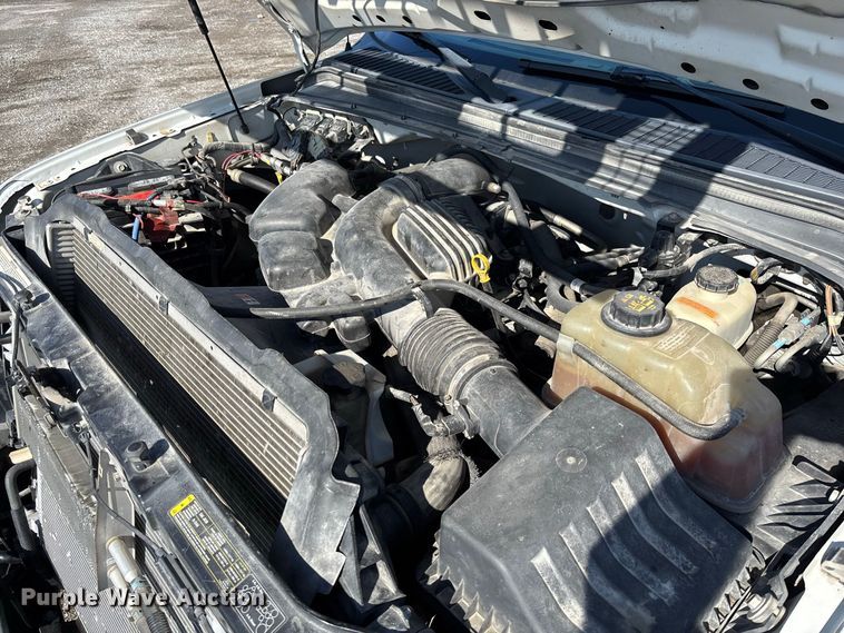 image for item DZ4672 2009 Ford F350 Super Duty XL utility bed pickup truck