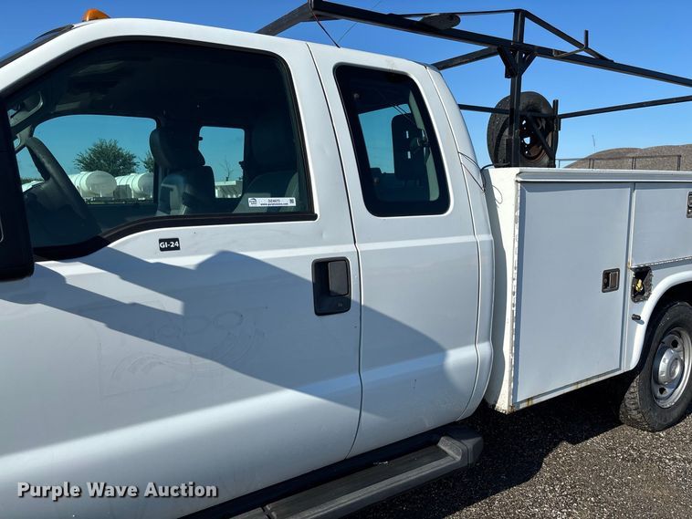 image for item DZ4673 2011 Ford F350 Super Duty XL Ext. Cab utility bed pickup truck