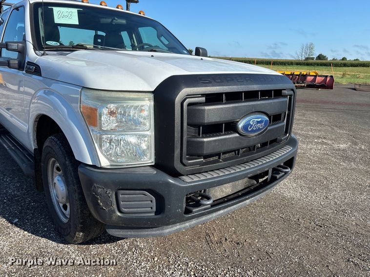 image for item DZ4673 2011 Ford F350 Super Duty XL Ext. Cab utility bed pickup truck