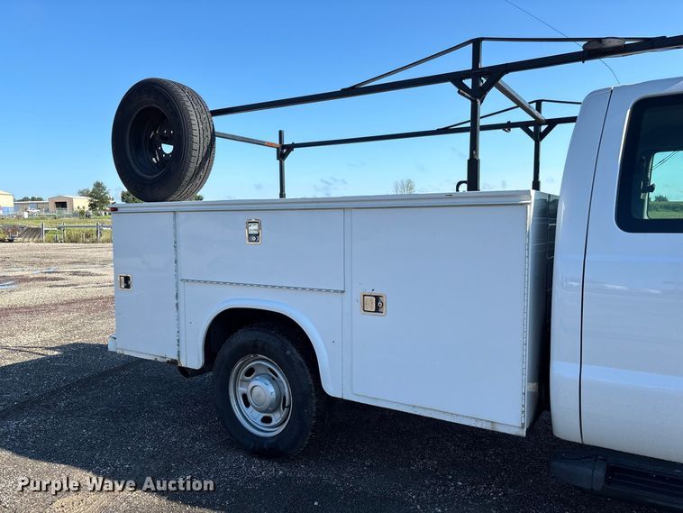 image for item DZ4673 2011 Ford F350 Super Duty XL Ext. Cab utility bed pickup truck
