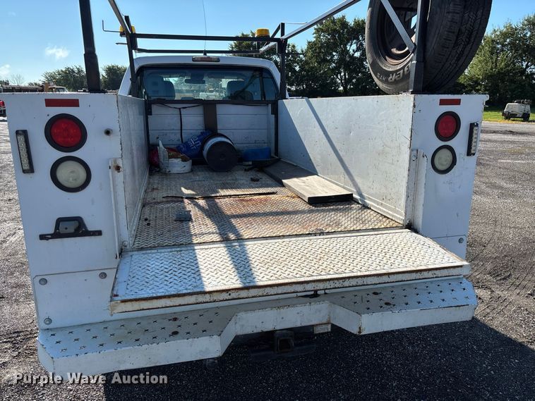 image for item DZ4673 2011 Ford F350 Super Duty XL Ext. Cab utility bed pickup truck