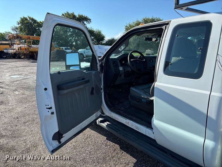 image for item DZ4673 2011 Ford F350 Super Duty XL Ext. Cab utility bed pickup truck