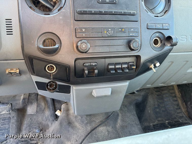 image for item DZ4673 2011 Ford F350 Super Duty XL Ext. Cab utility bed pickup truck