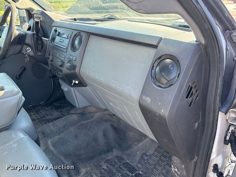 image for item DZ4673 2011 Ford F350 Super Duty XL Ext. Cab utility bed pickup truck
