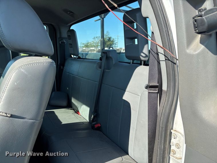 image for item DZ4673 2011 Ford F350 Super Duty XL Ext. Cab utility bed pickup truck