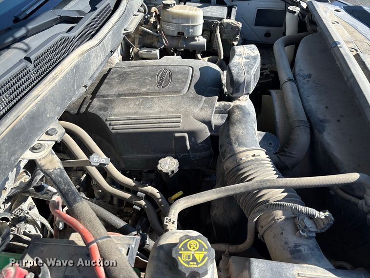 image for item DZ4674 2017 Chevrolet Silverado 2500 Crew Cab pickup truck