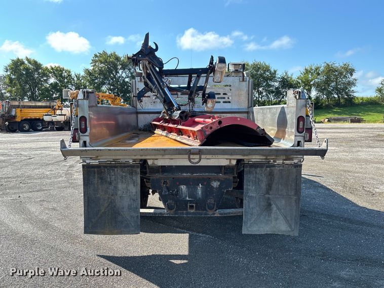 image for item DZ4675 2015 Ford F550 Super Duty XL Crew Cab dump truck