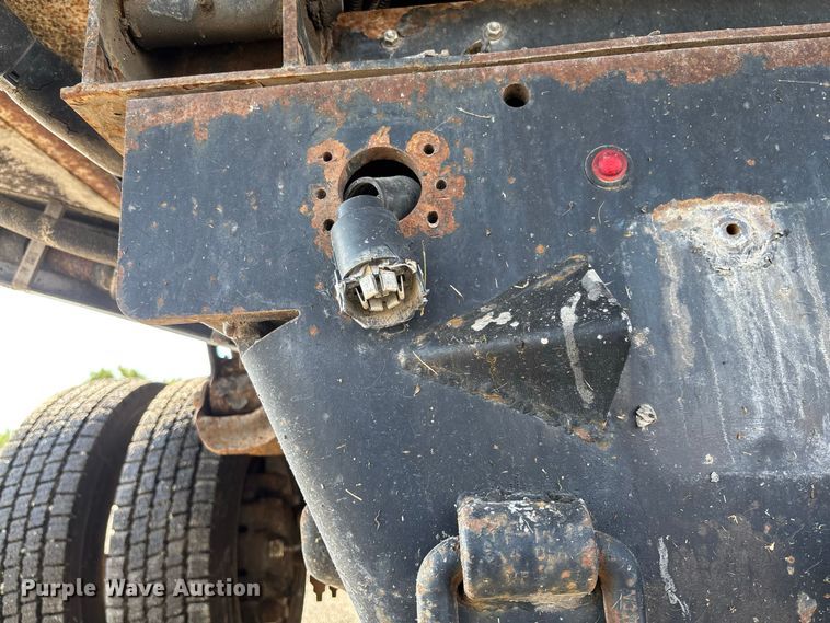 image for item DZ4675 2015 Ford F550 Super Duty XL Crew Cab dump truck
