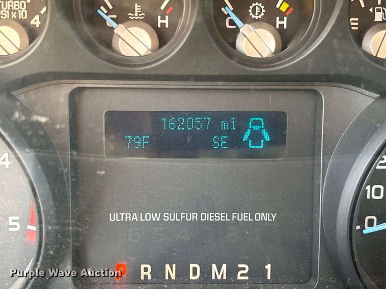 image for item DZ4675 2015 Ford F550 Super Duty XL Crew Cab dump truck