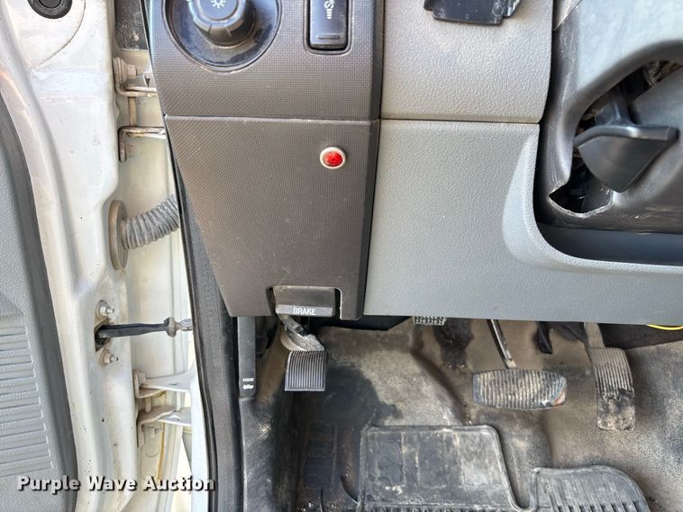 image for item DZ4675 2015 Ford F550 Super Duty XL Crew Cab dump truck