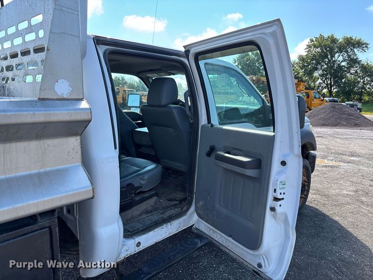 image for item DZ4675 2015 Ford F550 Super Duty XL Crew Cab dump truck