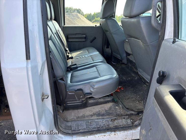 image for item DZ4675 2015 Ford F550 Super Duty XL Crew Cab dump truck