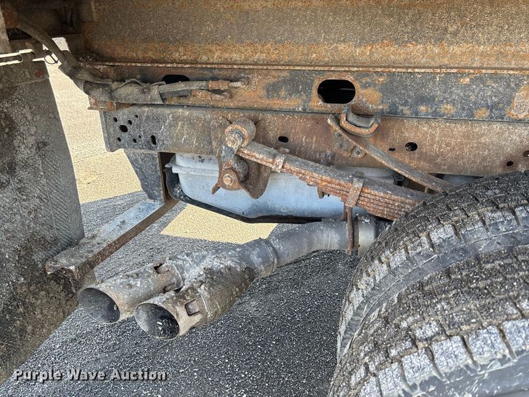 image for item DZ4675 2015 Ford F550 Super Duty XL Crew Cab dump truck
