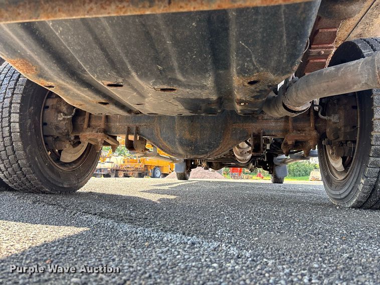 image for item DZ4675 2015 Ford F550 Super Duty XL Crew Cab dump truck