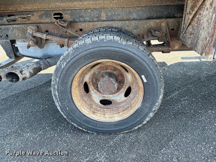 image for item DZ4675 2015 Ford F550 Super Duty XL Crew Cab dump truck