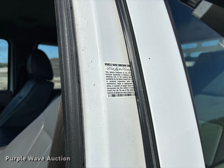 image for item DZ4675 2015 Ford F550 Super Duty XL Crew Cab dump truck