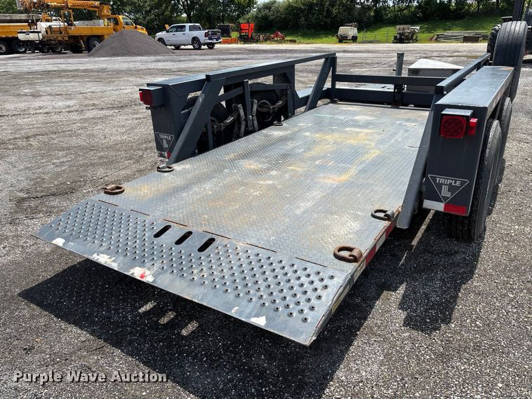 image for item DZ4676 2007 JLG 1014 hydraulic drop deck equipment trailer
