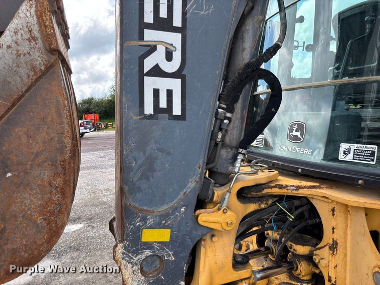 image for item DZ4678 2013 John Deere 410K backhoe