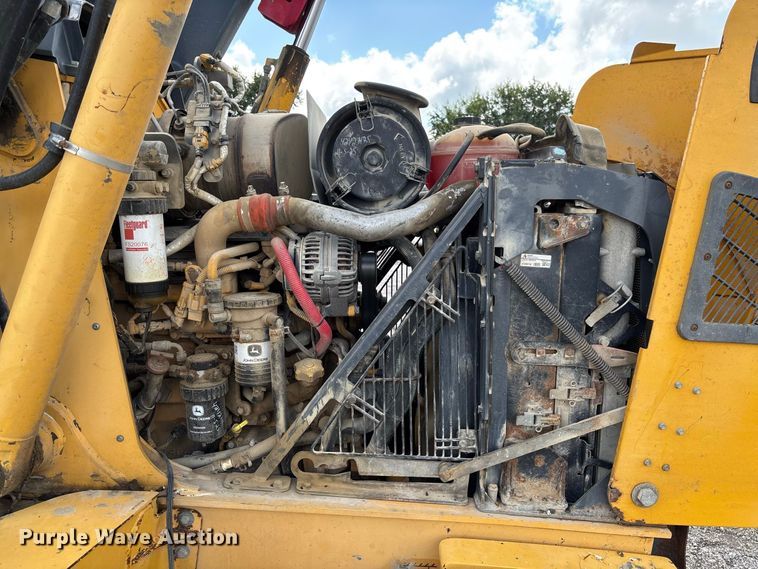 image for item DZ4678 2013 John Deere 410K backhoe