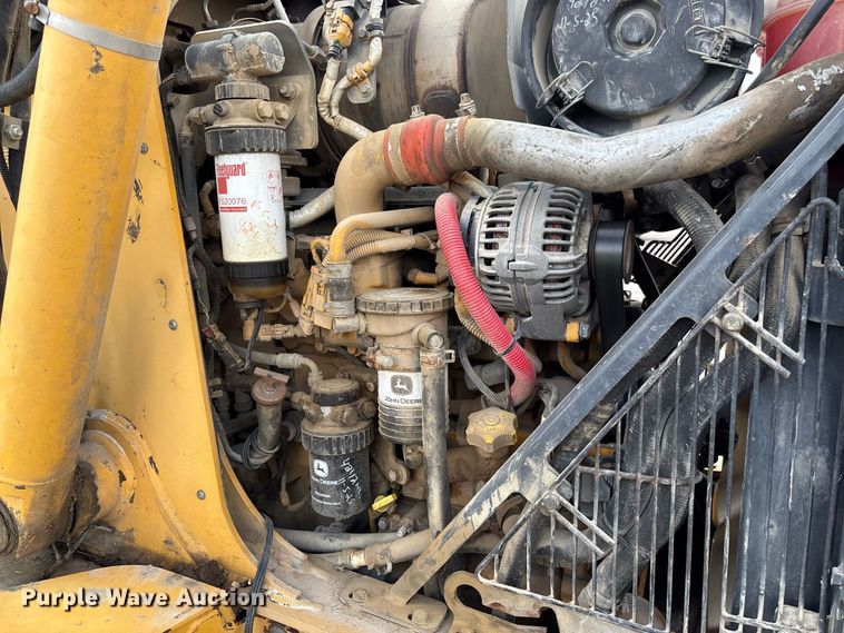 image for item DZ4678 2013 John Deere 410K backhoe