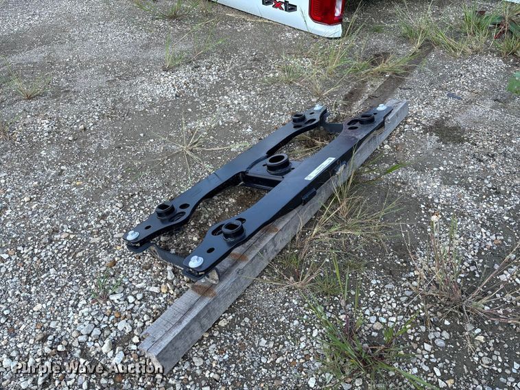 image for item DZ4679 Ford 5L029 gooseneck hitch mount