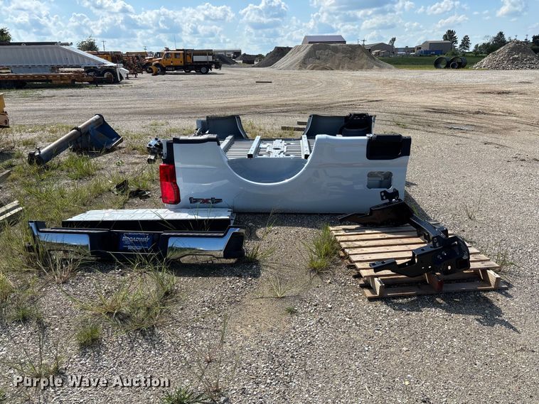 image for item DZ4680 Ford pickup truck bed