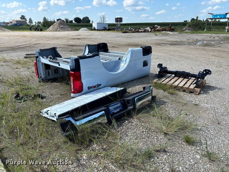 image for item DZ4680 Ford pickup truck bed