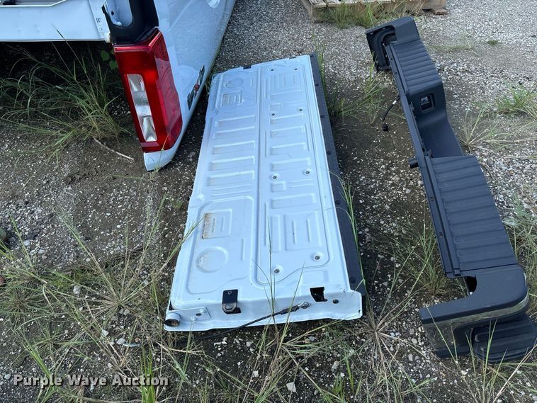 image for item DZ4680 Ford pickup truck bed