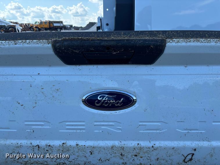 image for item DZ4680 Ford pickup truck bed