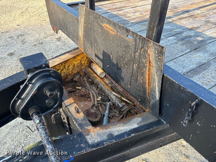 image for item DZ4681 1997 Towmaster OC-20 equipment trailer