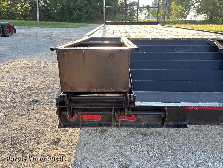 image for item DZ4681 1997 Towmaster OC-20 equipment trailer