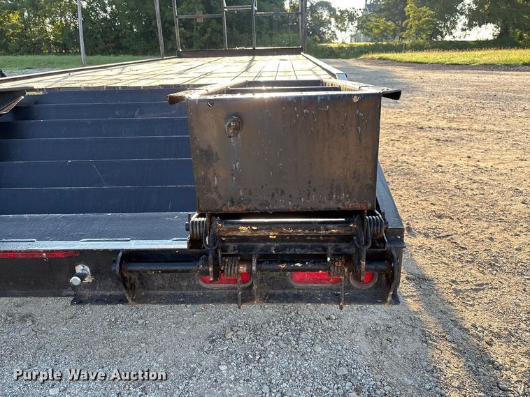 image for item DZ4681 1997 Towmaster OC-20 equipment trailer