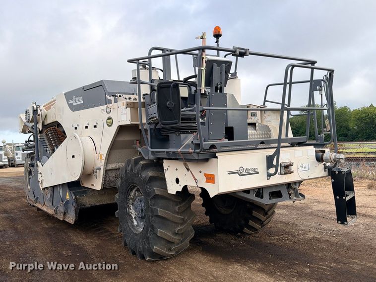 image for item ED5464 2014 Wirtgen WR2000XL soil stabilizer / reclaimer