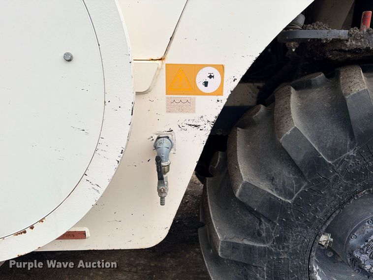 image for item ED5464 2014 Wirtgen WR2000XL soil stabilizer / reclaimer