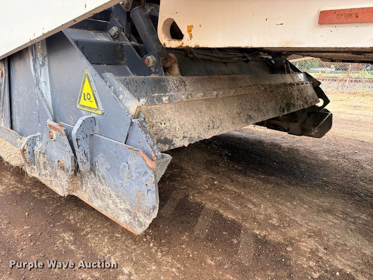 image for item ED5464 2014 Wirtgen WR2000XL soil stabilizer / reclaimer